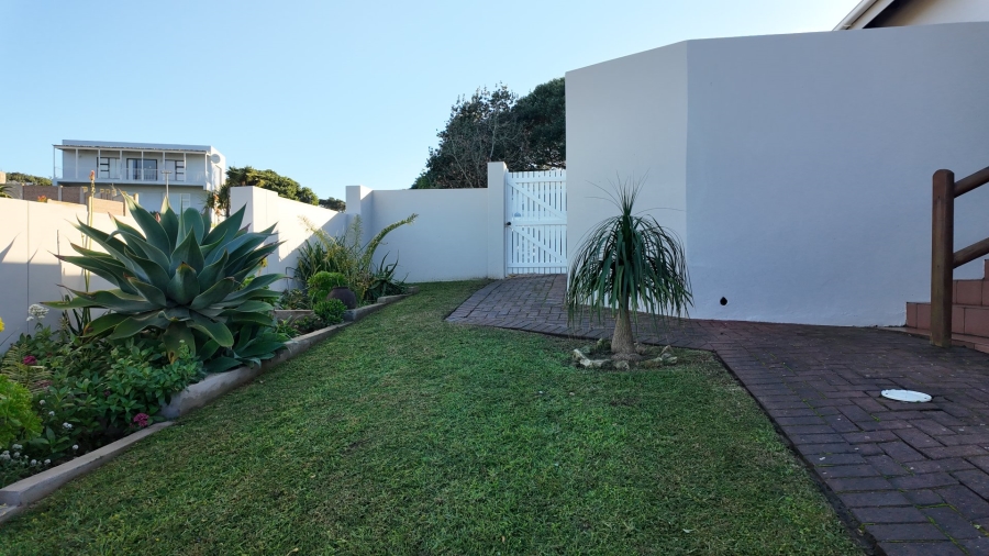 3 Bedroom Property for Sale in Stilbaai Wes Western Cape